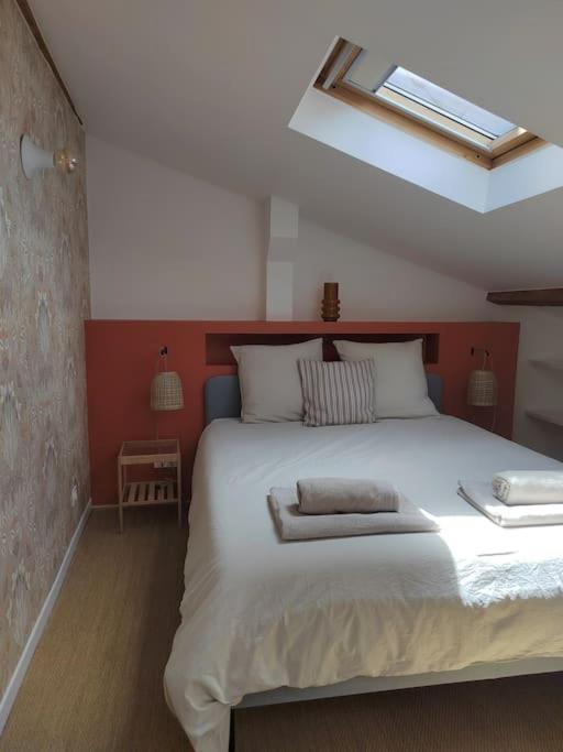 Magnifique Appartement Le Nid Des Thermes バニエール・ド・ビゴール エクステリア 写真
